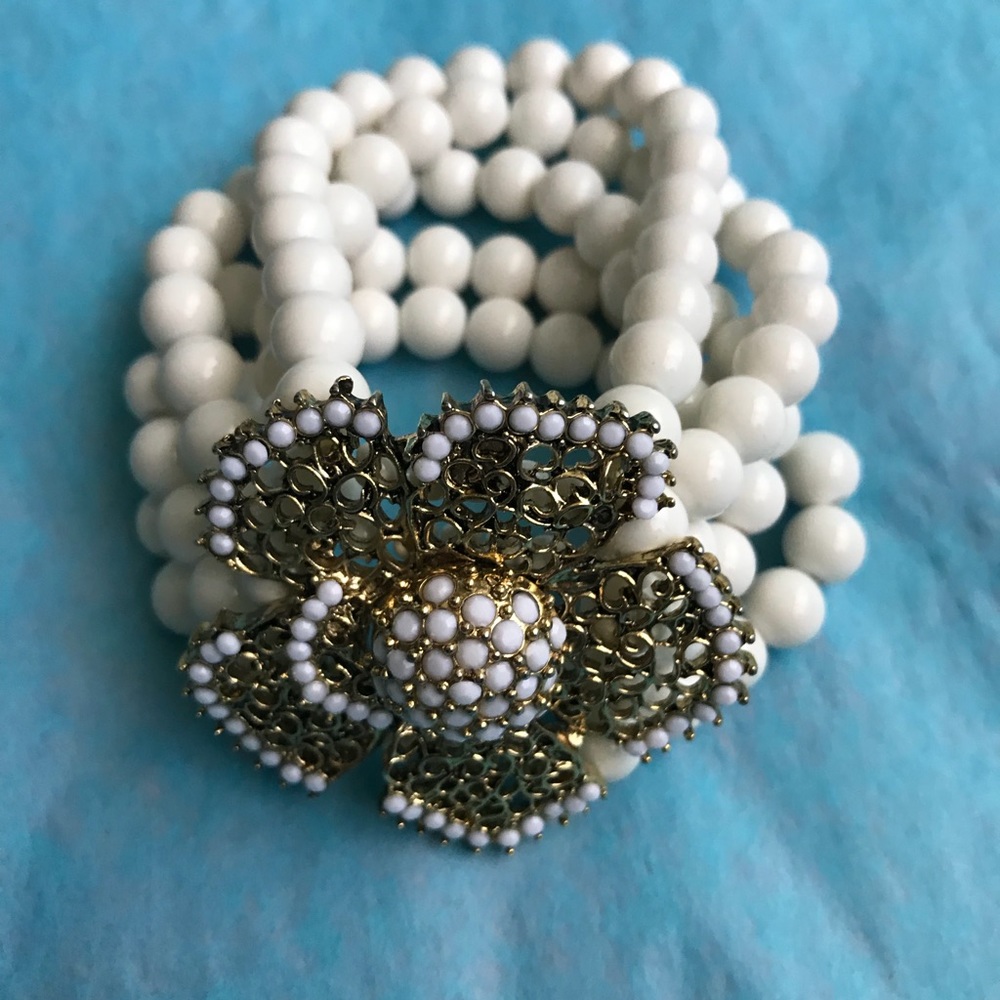 Fabulous Bauble Bracelet with Stretch